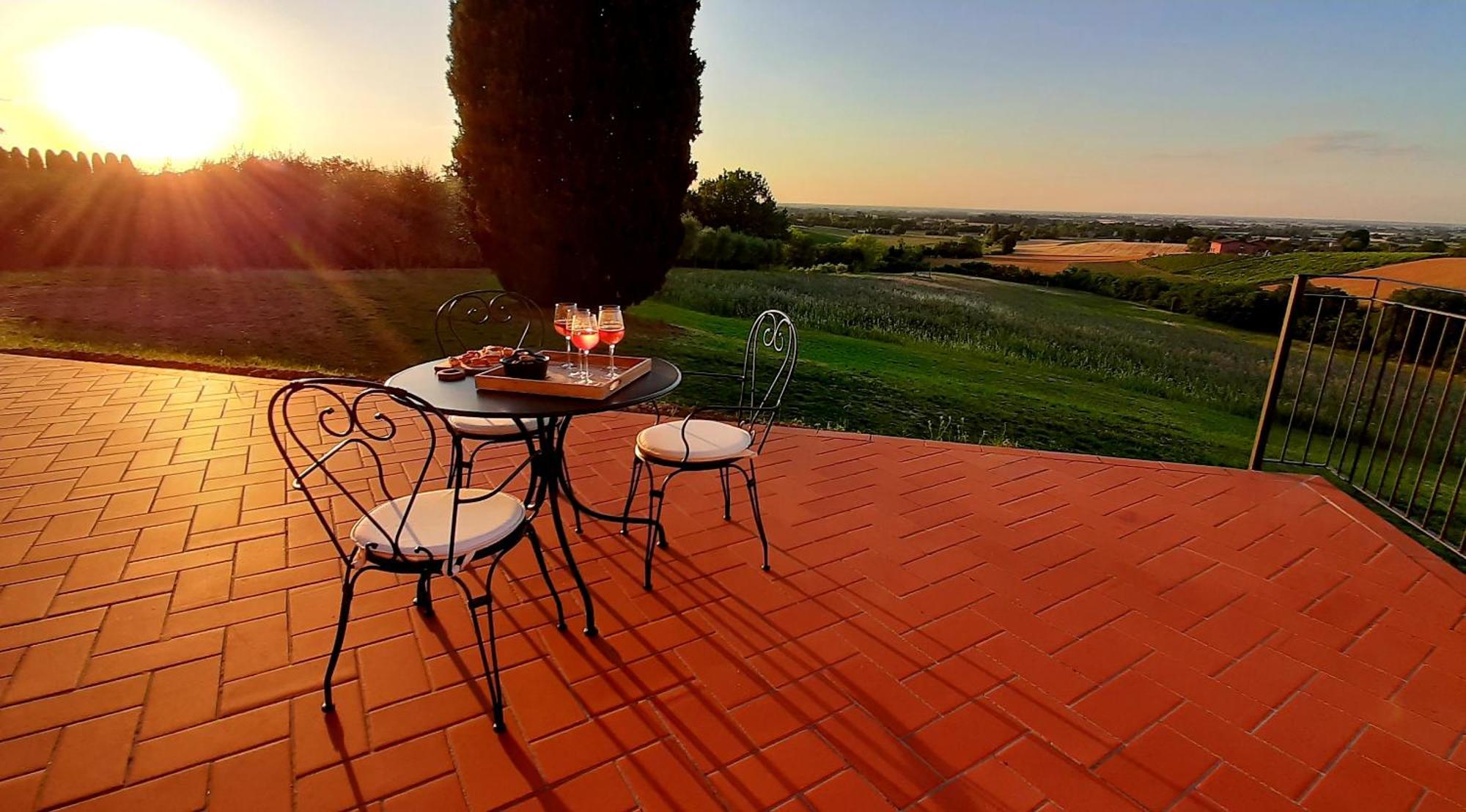 Room&Breakfast La Gramadora Castel San Pietro Terme Luaran gambar